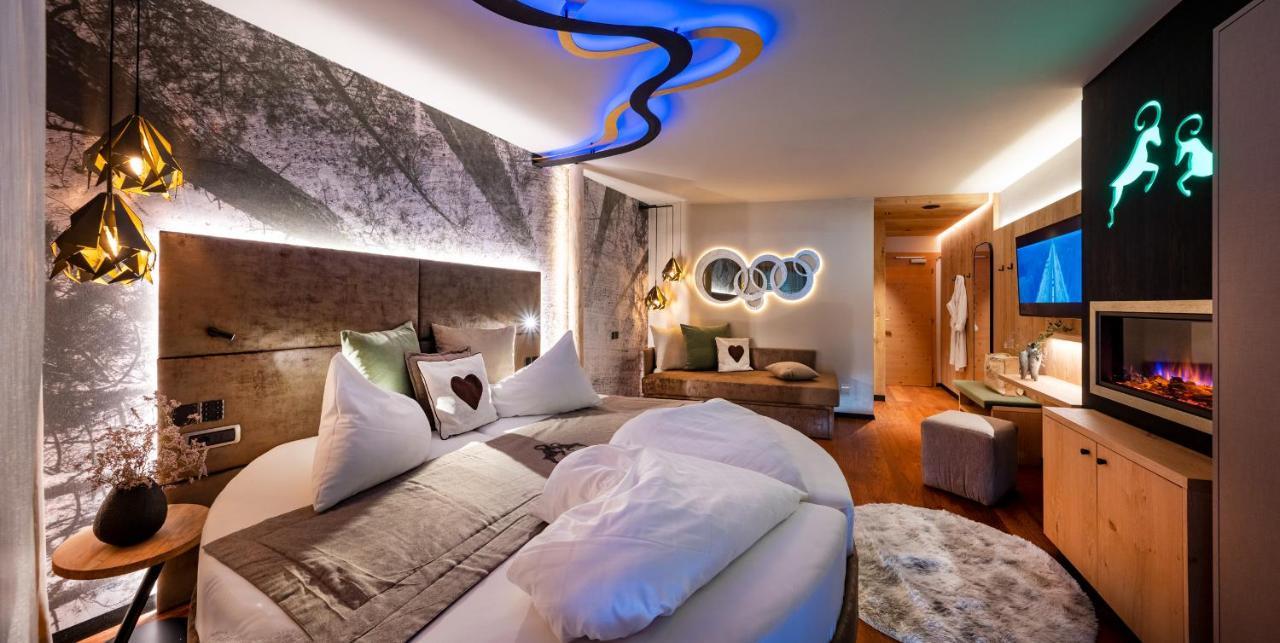 Abinea Dolomiti Romantic Spa Castelrotto Exterior photo